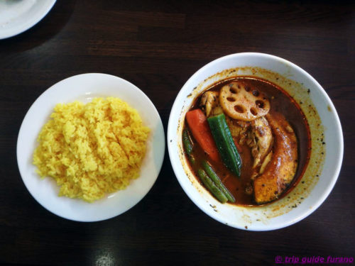 中富良野　ランチ　カレー　ポカラダイニング