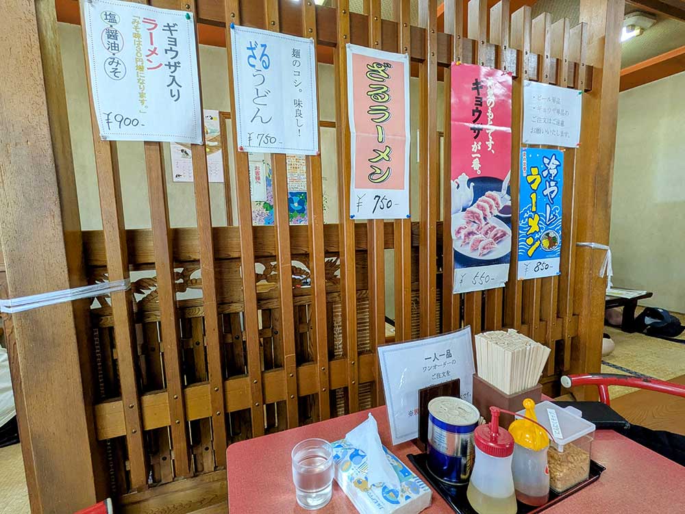 壁に貼られたPOP